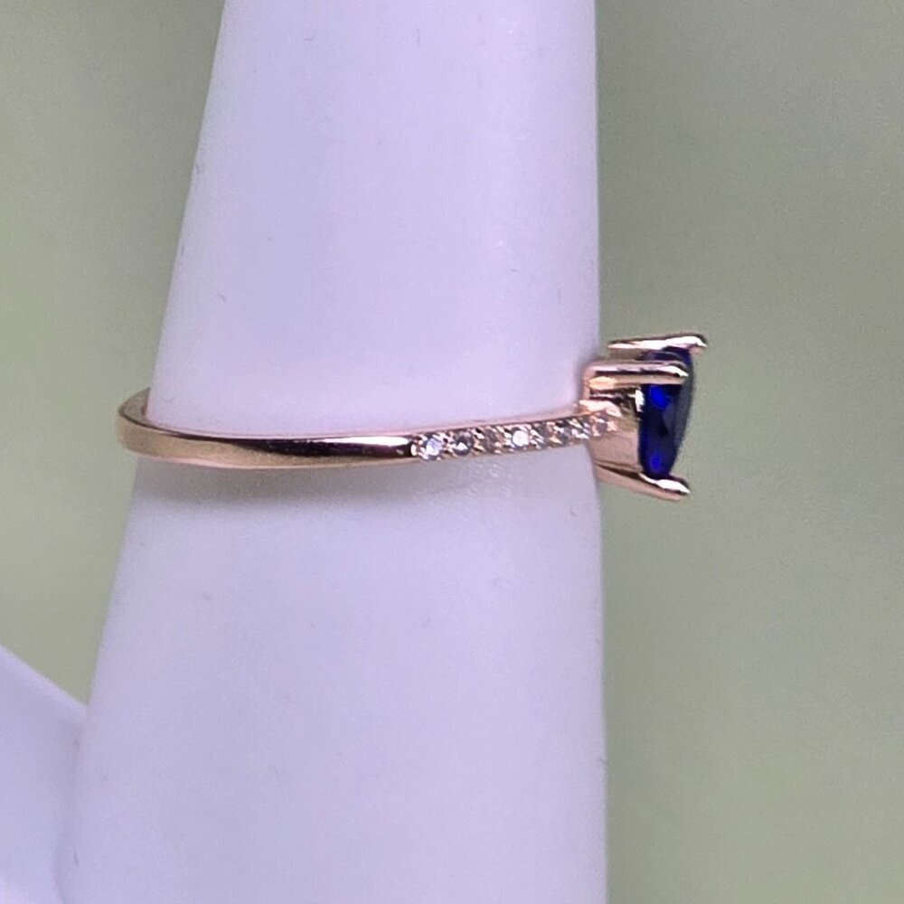 Heart-Shaped Blue Stone & Rhinestone Accent Rose Golden Ring Size 8 (NWOT) - Picture 3 of 6